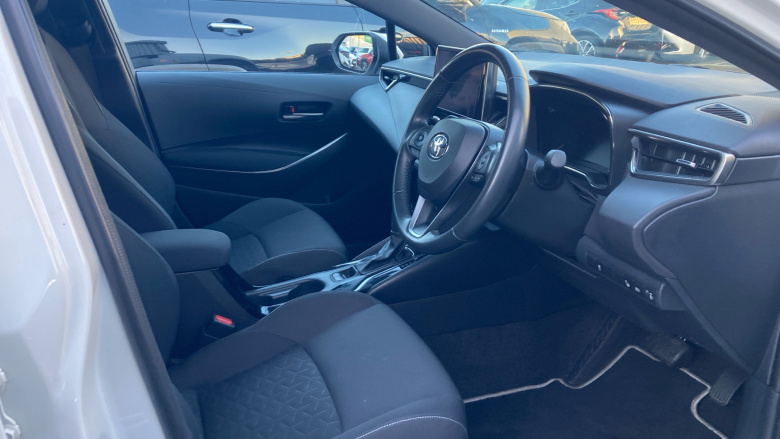 Toyota Corolla 1.8 VVT-i Hybrid Icon Tech 5dr CVT Hybrid Hatchback